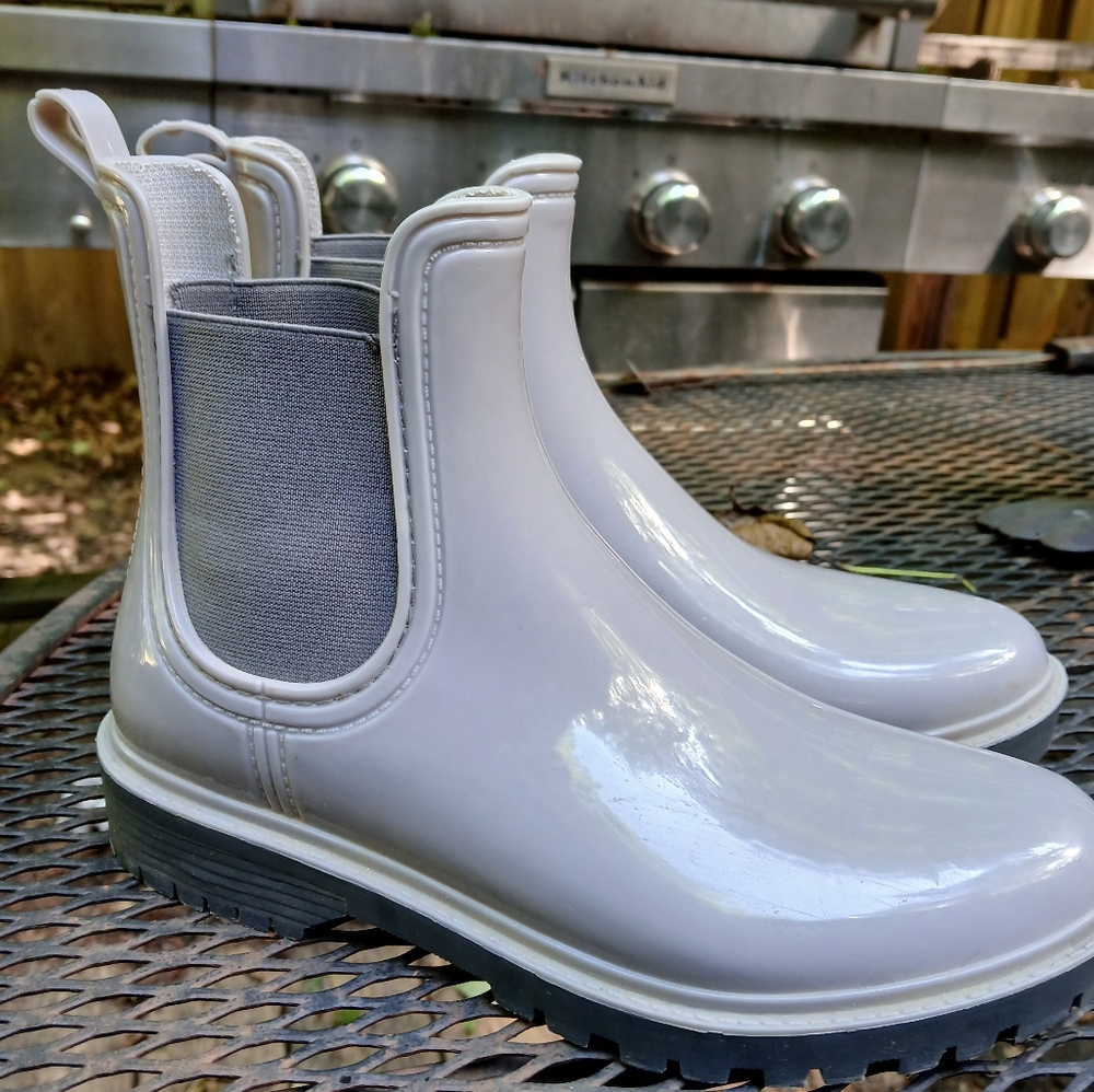 Xappeal Sz.7 Stylish Gray Rain Boots